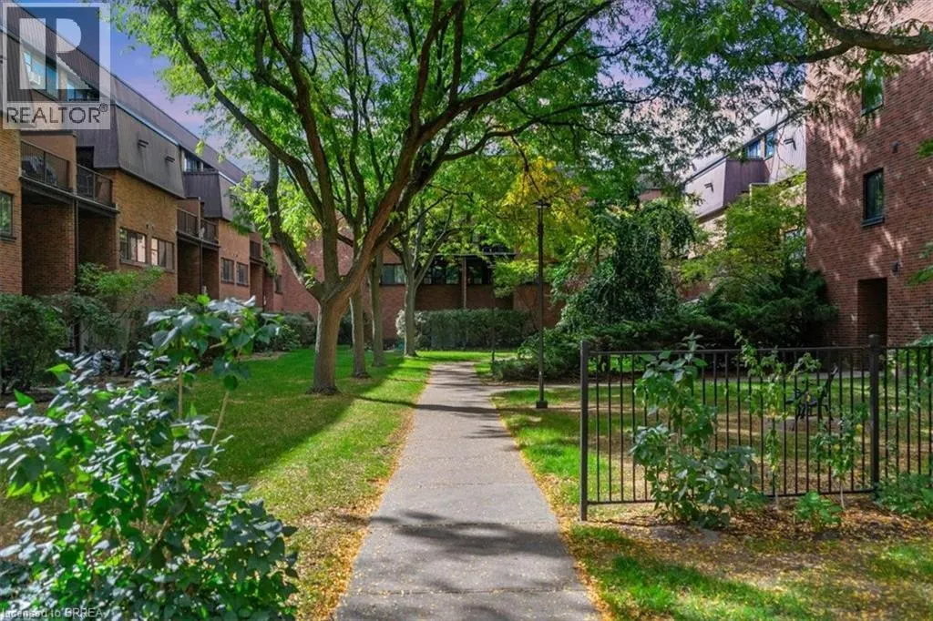 36 HAYHURST Road Unit# 358, #358