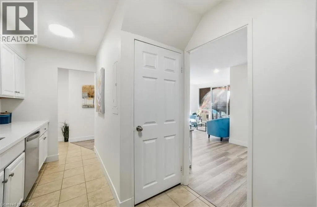 36 HAYHURST Road Unit# 358, #358