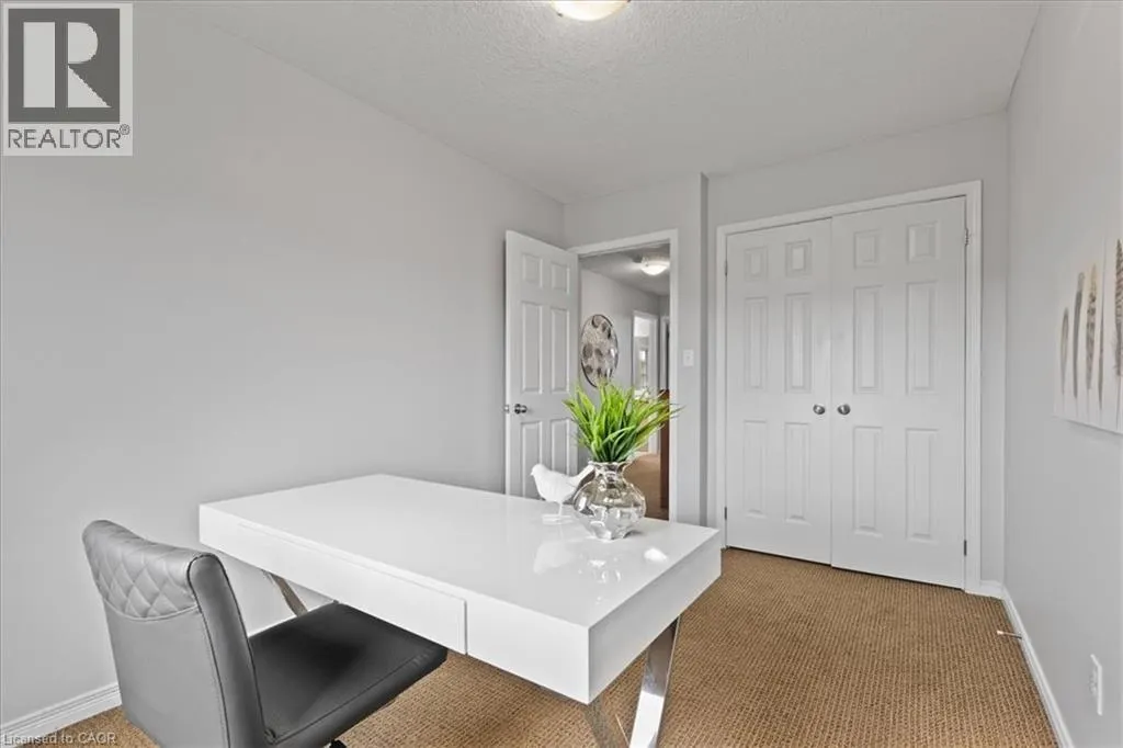 260 COUNTRYSTONE Crescent
