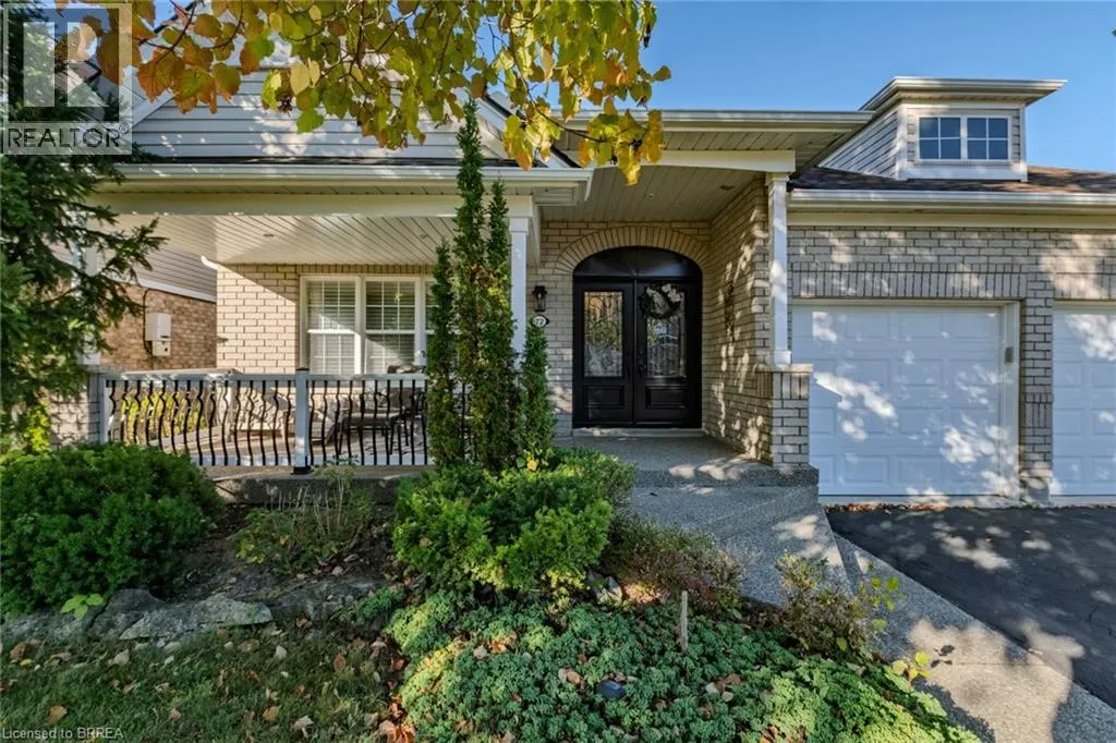 72 HUNTER Way