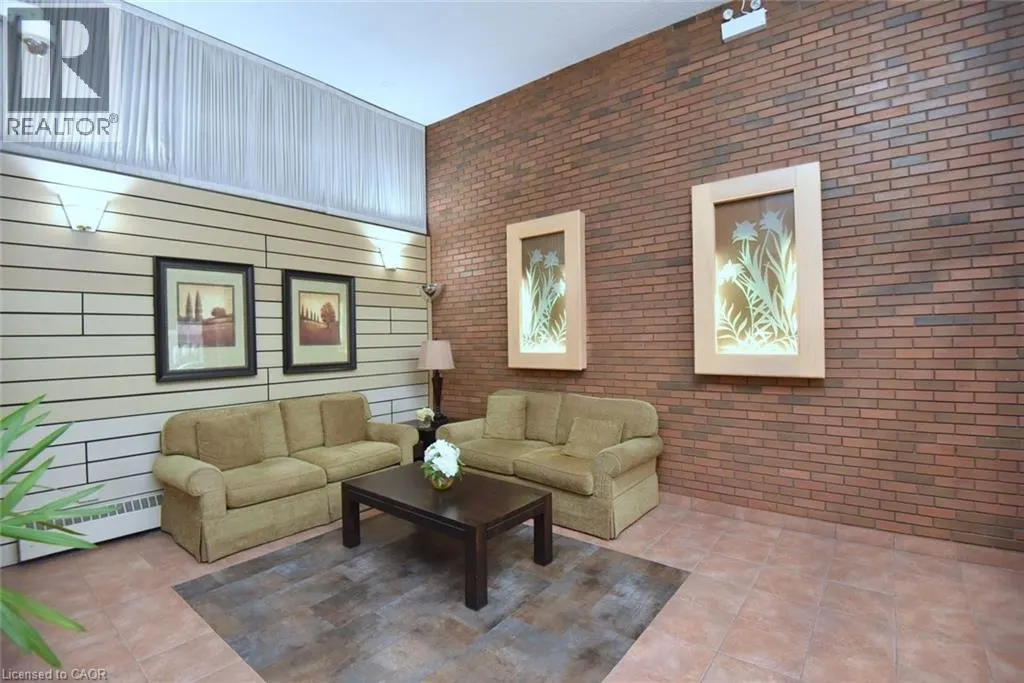 222 JACKSON Street W Unit# 606, #606