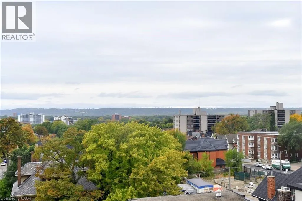 222 JACKSON Street W Unit# 606, #606