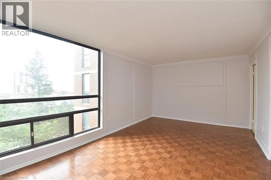222 JACKSON Street W Unit# 606, #606