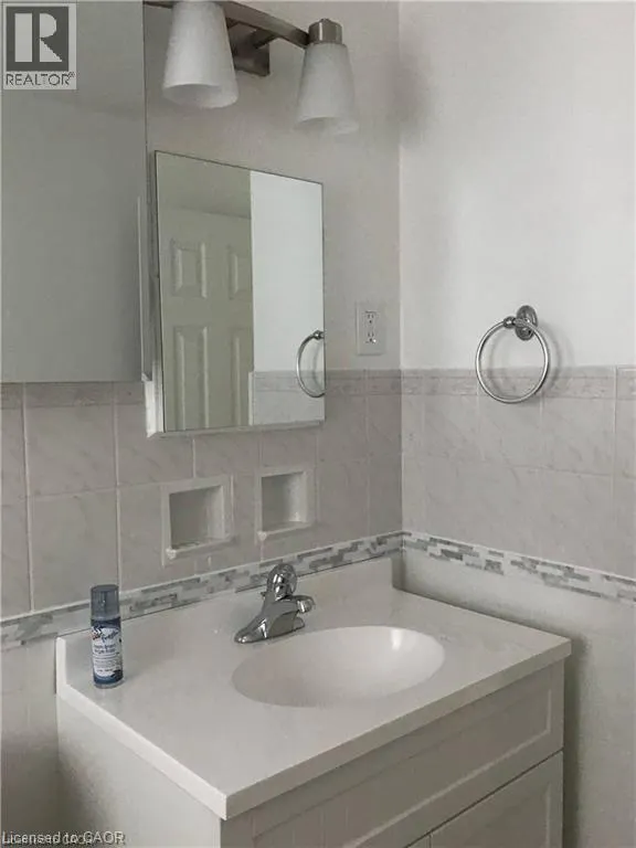 476 PROSPECT Avenue Unit# UPPER, #UPPER