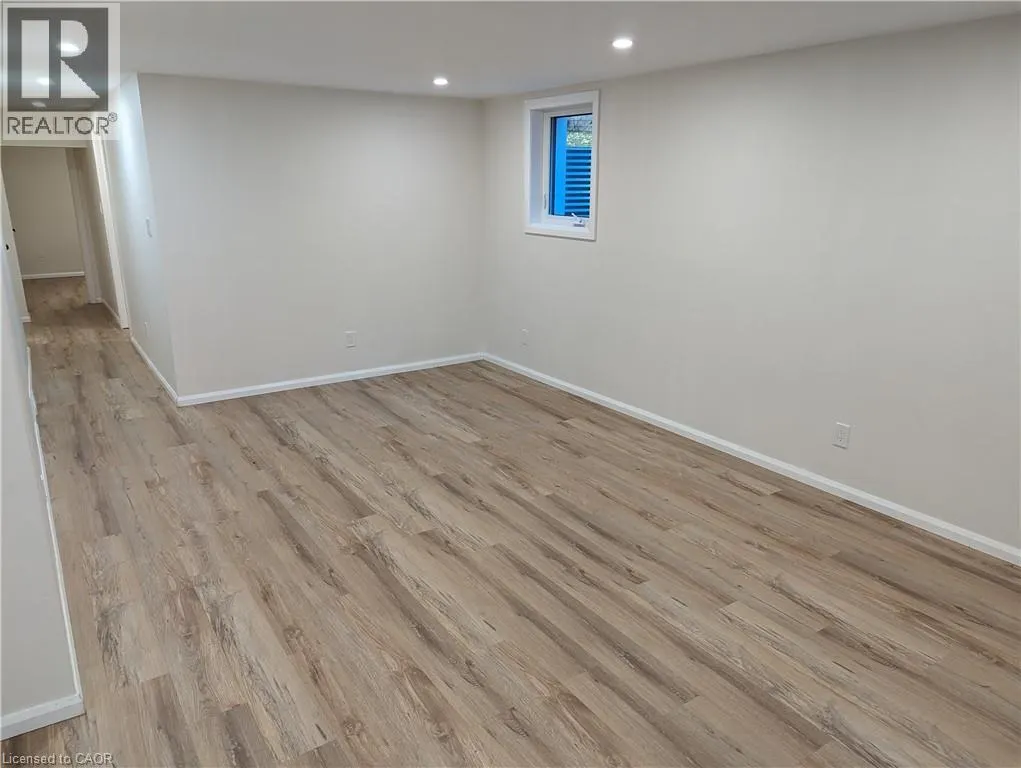 26 SPRINGBANK Crescent Unit# LOWER, #LOWER