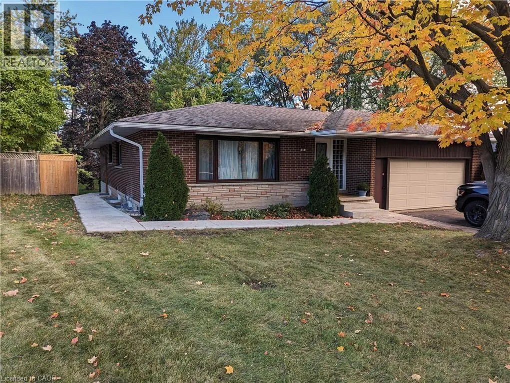 26 SPRINGBANK Crescent Unit# LOWER, #LOWER