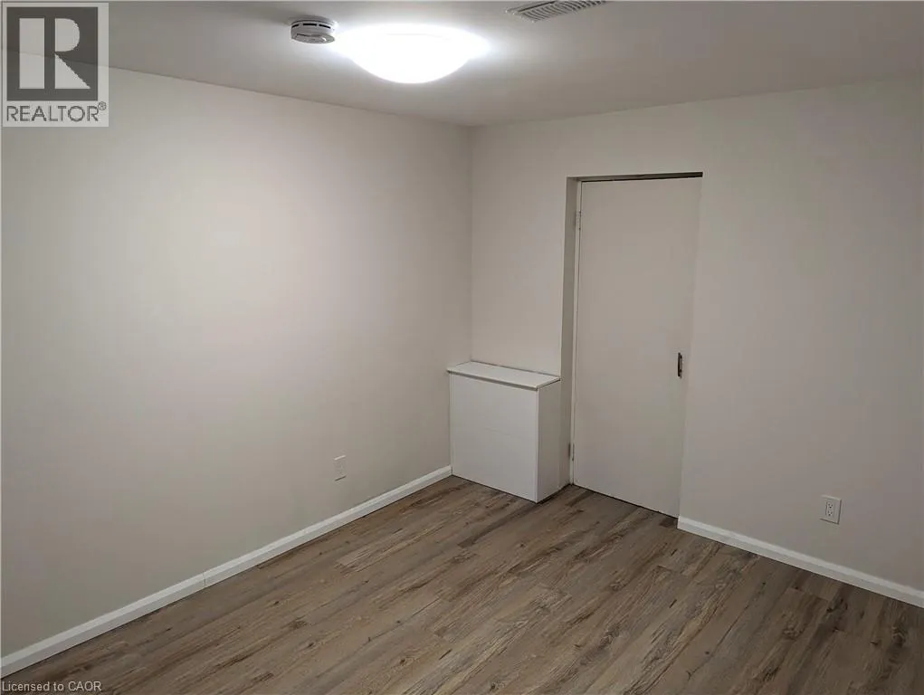 26 SPRINGBANK Crescent Unit# LOWER, #LOWER