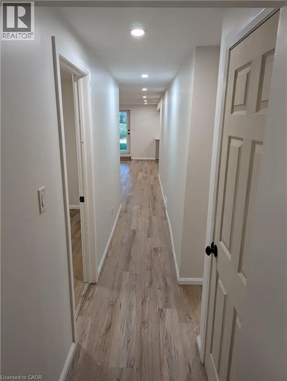 26 SPRINGBANK Crescent Unit# LOWER, #LOWER