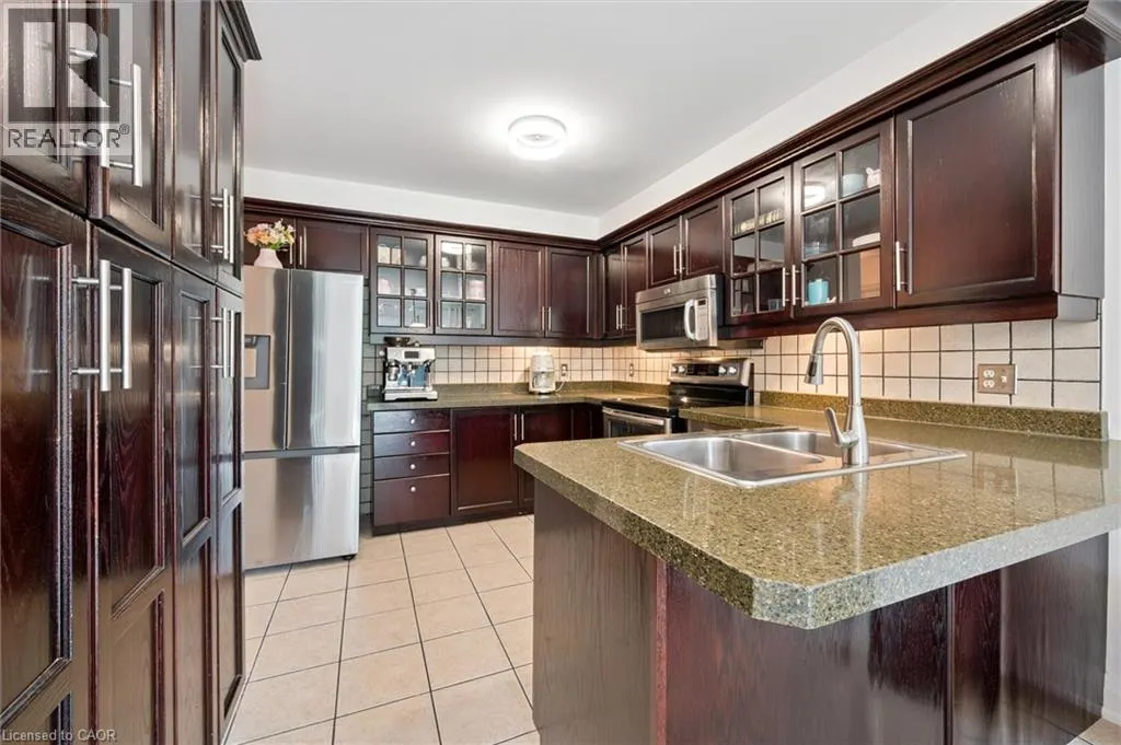 140 VERONICA Drive