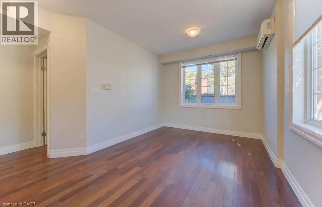 555 KING Street E Unit# 101, #101