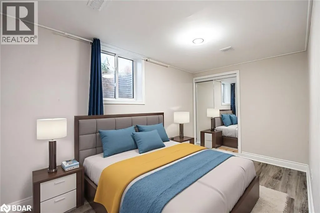 66 CARLEY Crescent Unit# Lower, #Lower