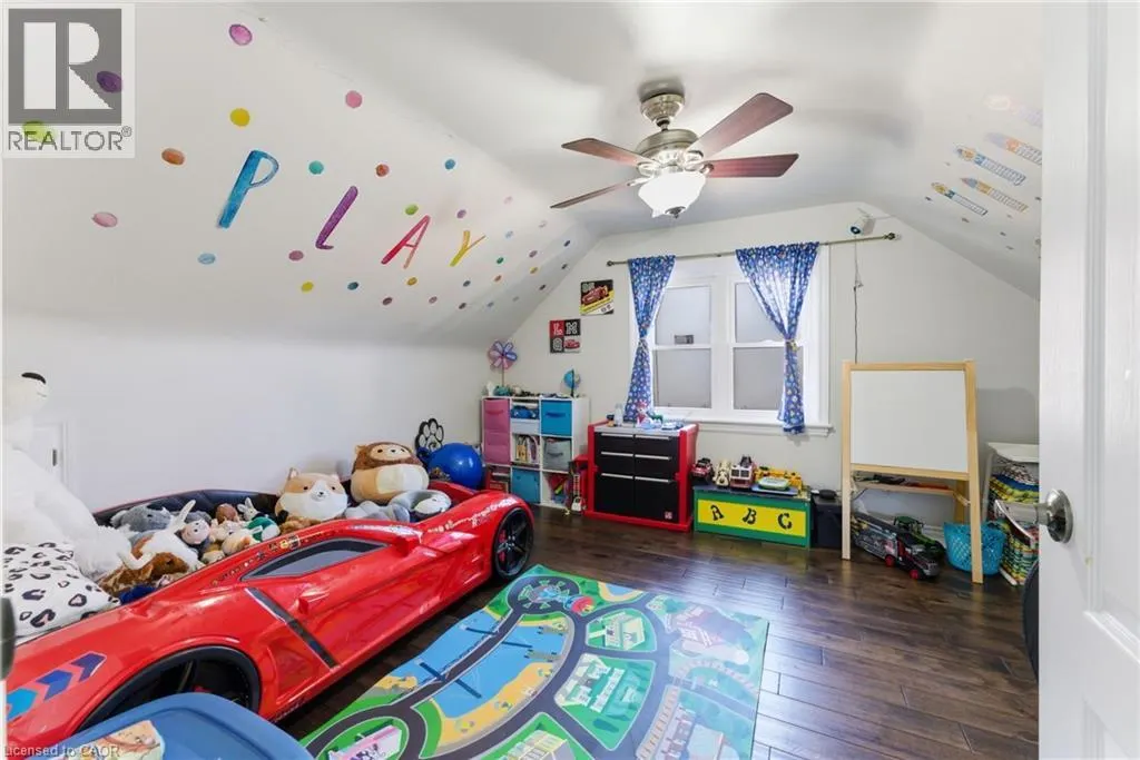 425 UPPER GAGE Avenue Unit# 1, #1