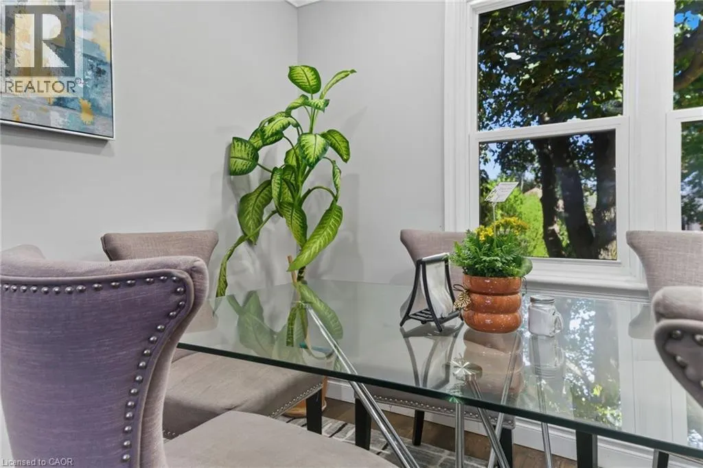 425 UPPER GAGE Avenue Unit# 1, #1