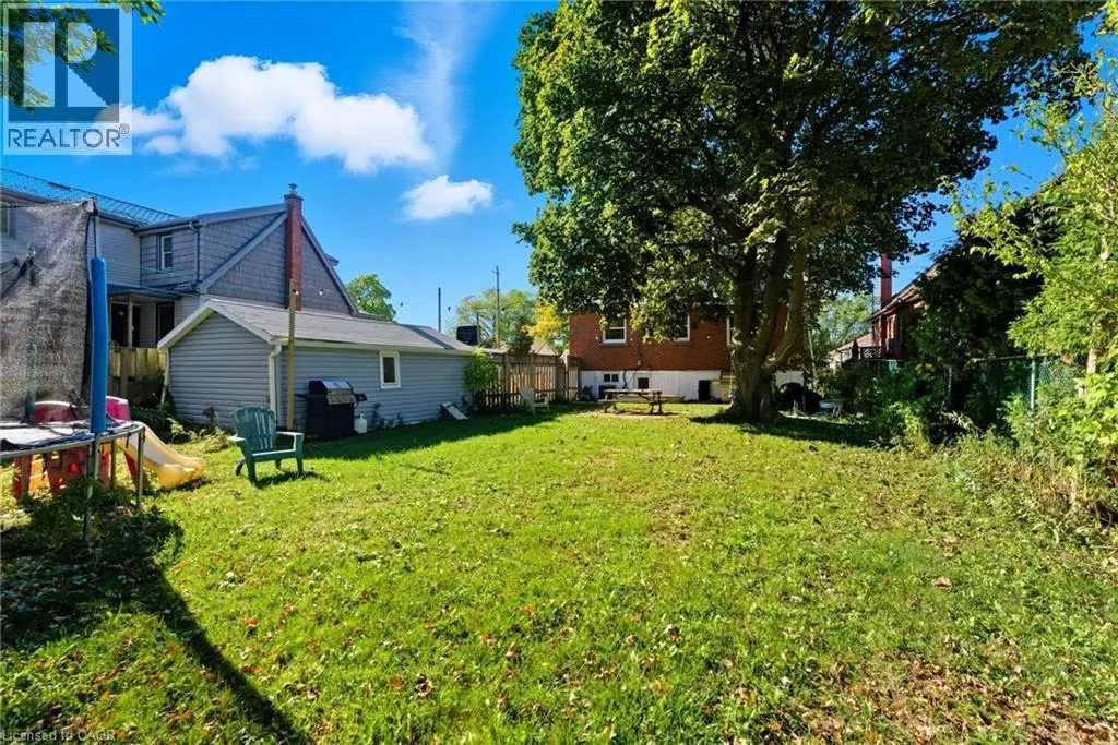 425 UPPER GAGE Avenue Unit# 1, #1