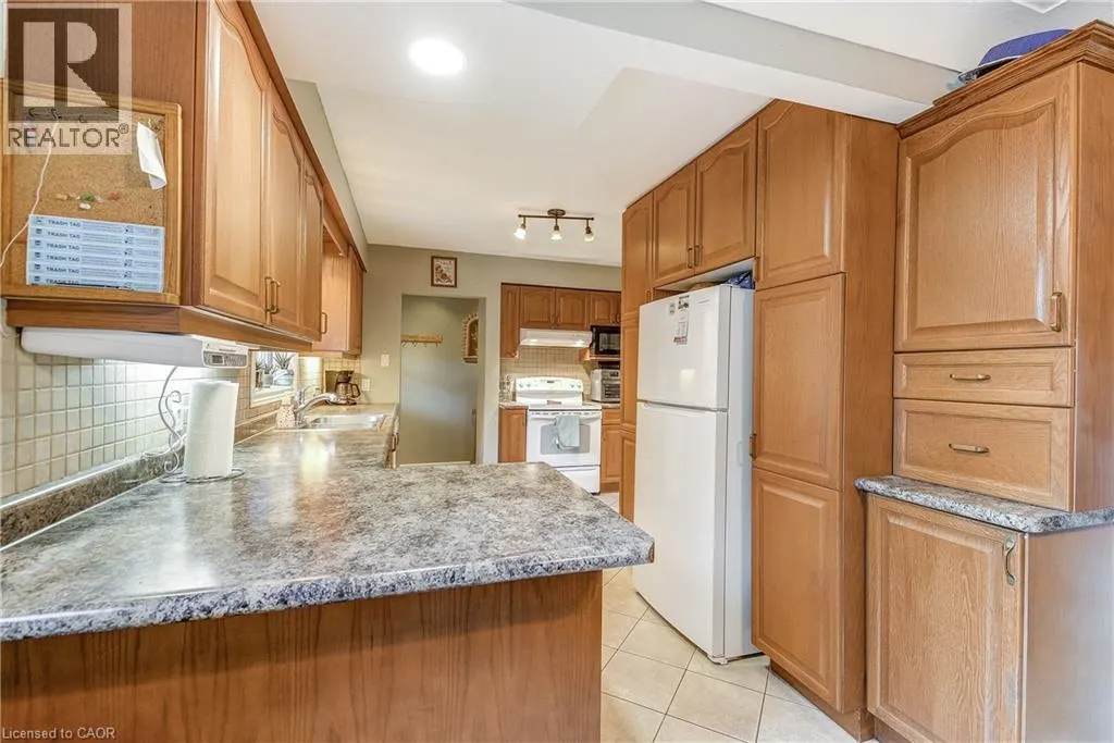 68 ALDERCREST Avenue