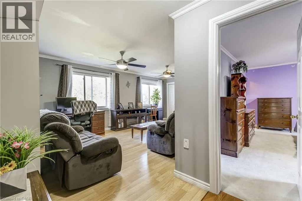 68 ALDERCREST Avenue