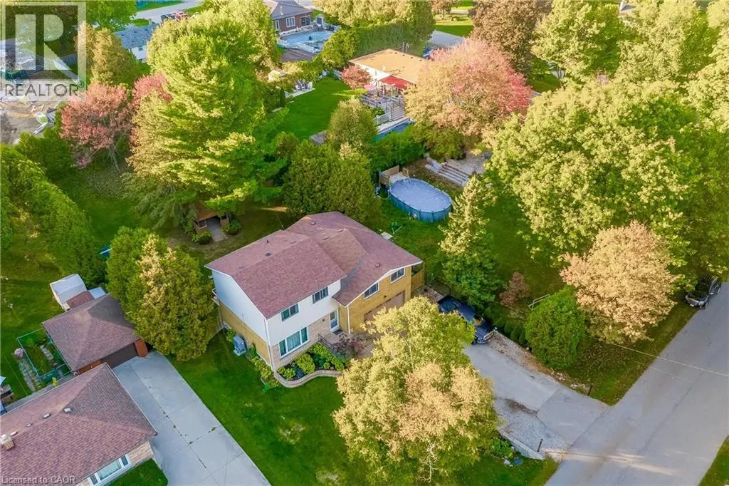 68 ALDERCREST Avenue