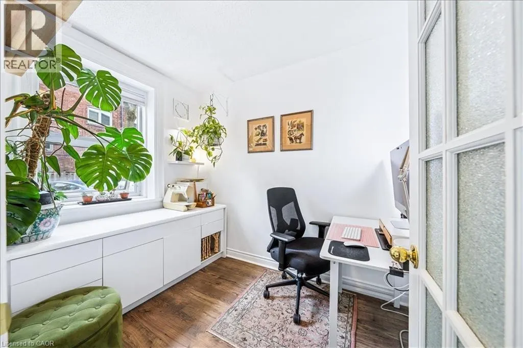 114 VAUGHAN Road Unit# 103, #103