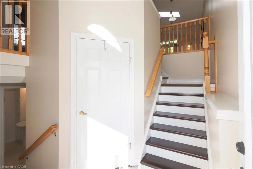 324 KEEWATIN Avenue