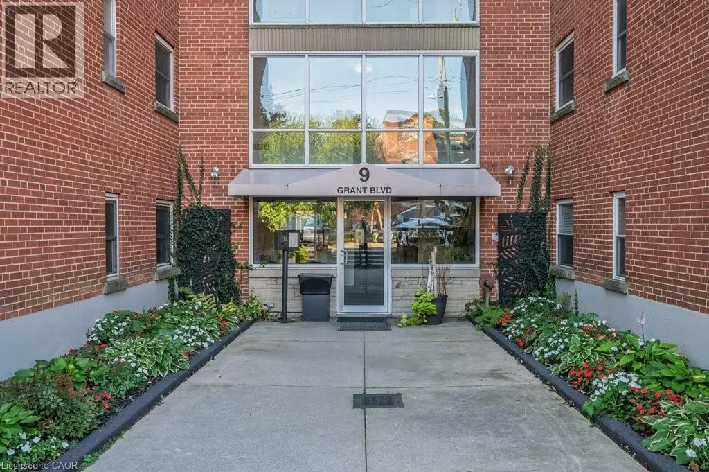 9 GRANT Boulevard Unit# 201, #201