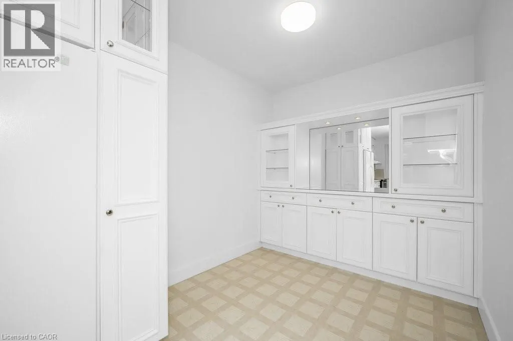 9 GRANT Boulevard Unit# 201, #201