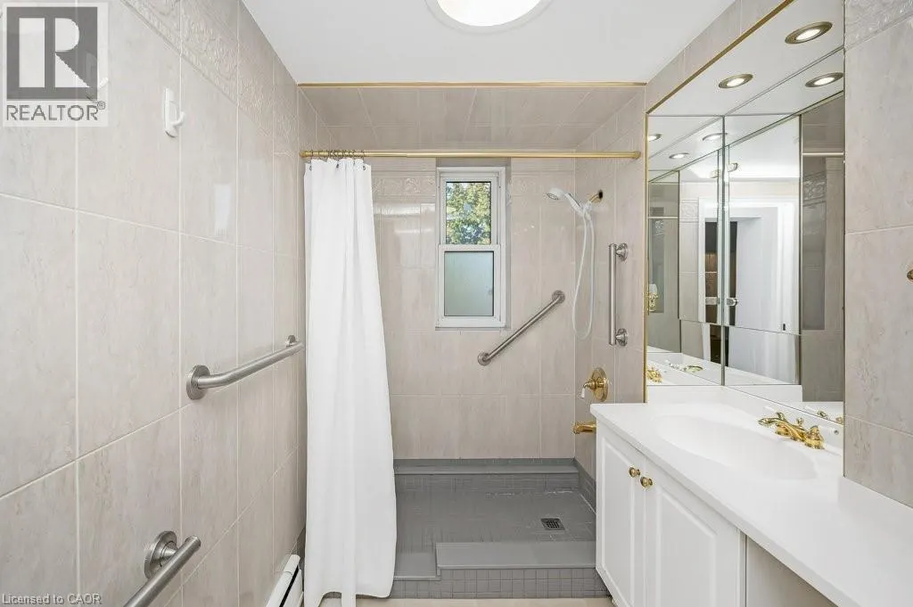 9 GRANT Boulevard Unit# 201, #201