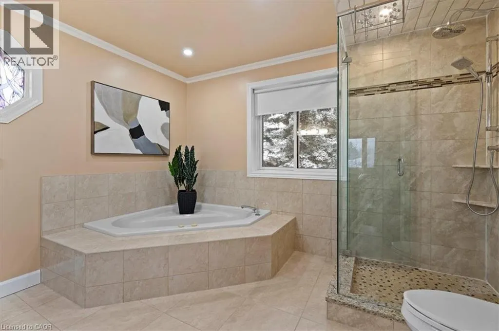7 CHANDOS Drive