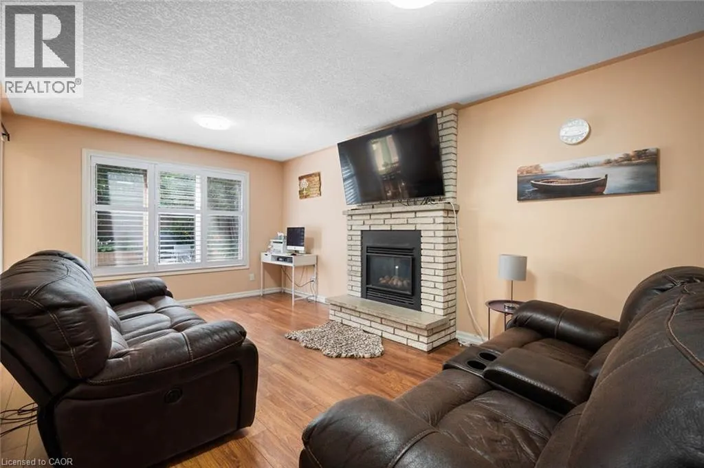 7 CHANDOS Drive
