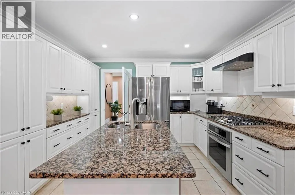 7 CHANDOS Drive