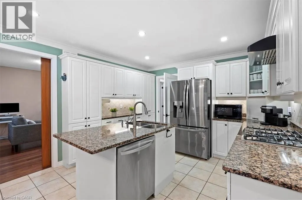 7 CHANDOS Drive