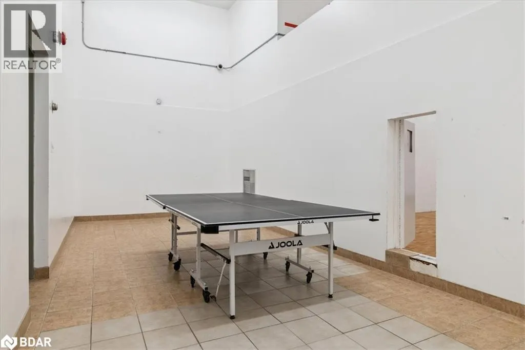 1515 LAKESHORE Road E Unit# 1404, #1404
