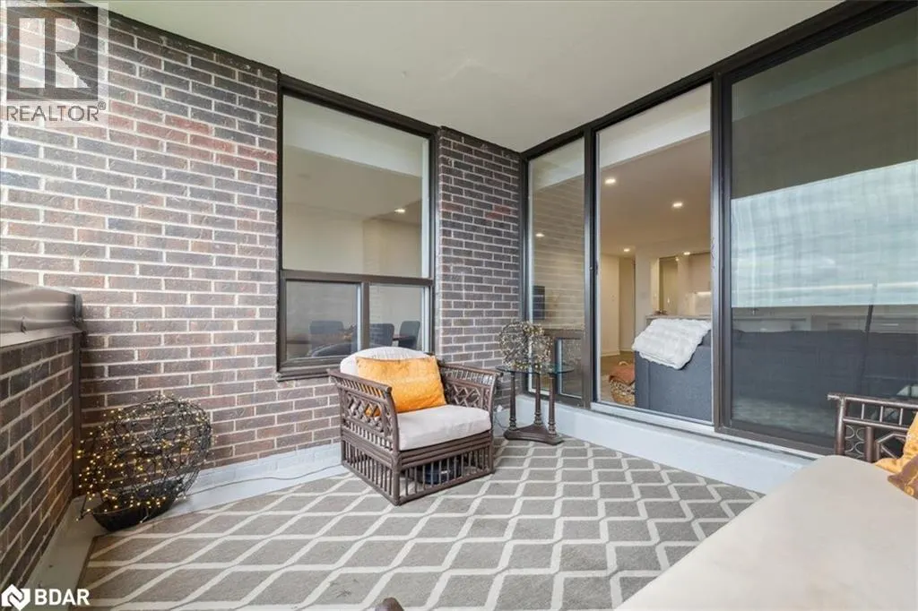 1515 LAKESHORE Road E Unit# 1404, #1404