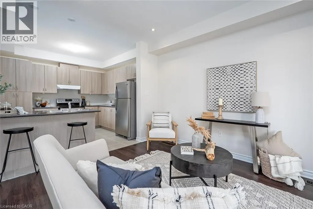 8 HISCOTT Drive
