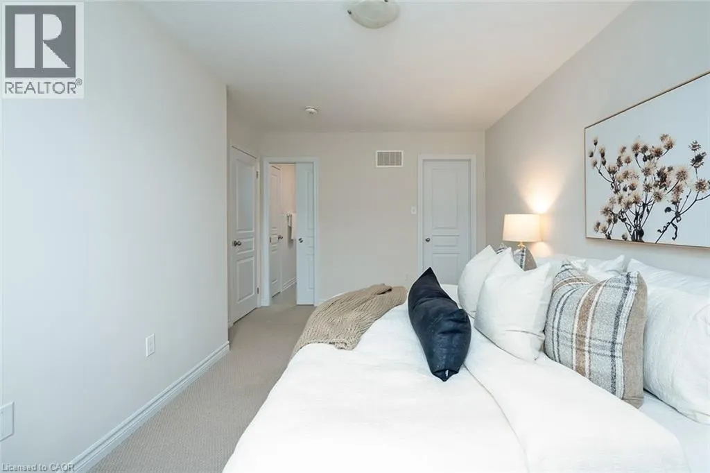 8 HISCOTT Drive