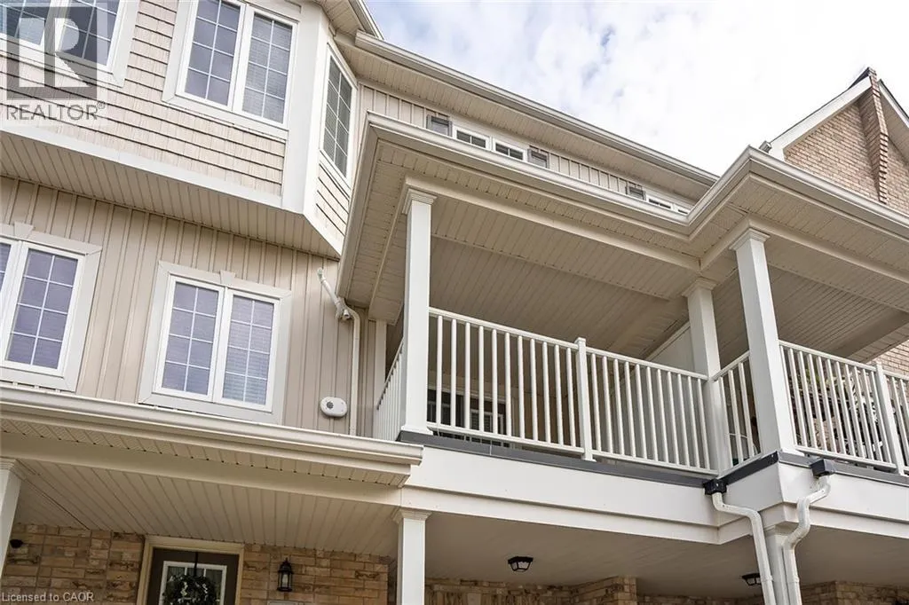 8 HISCOTT Drive