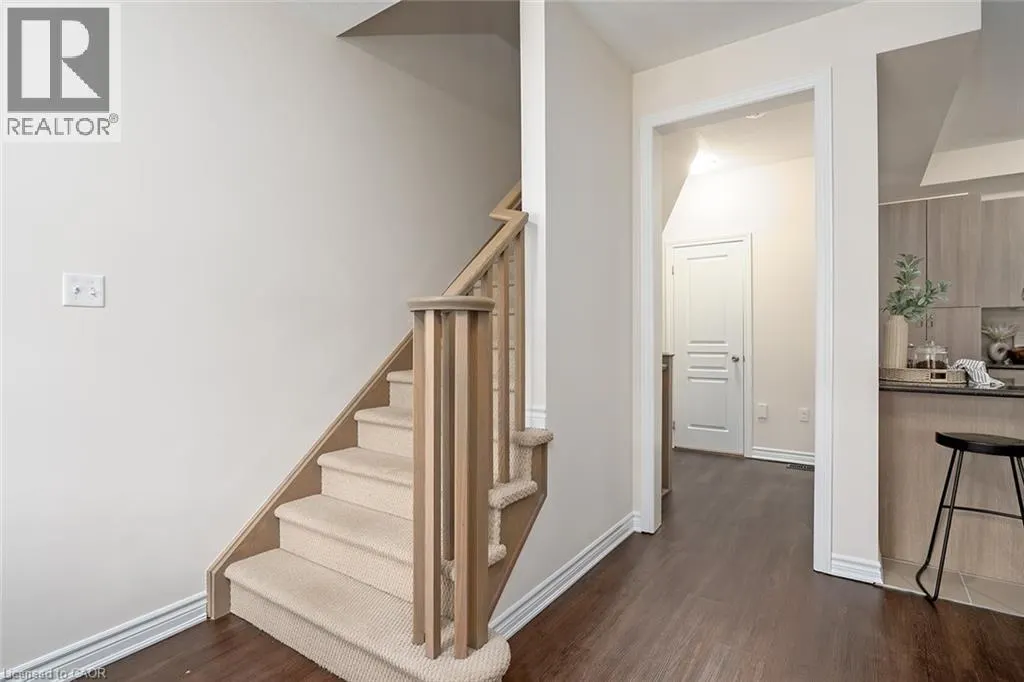 8 HISCOTT Drive