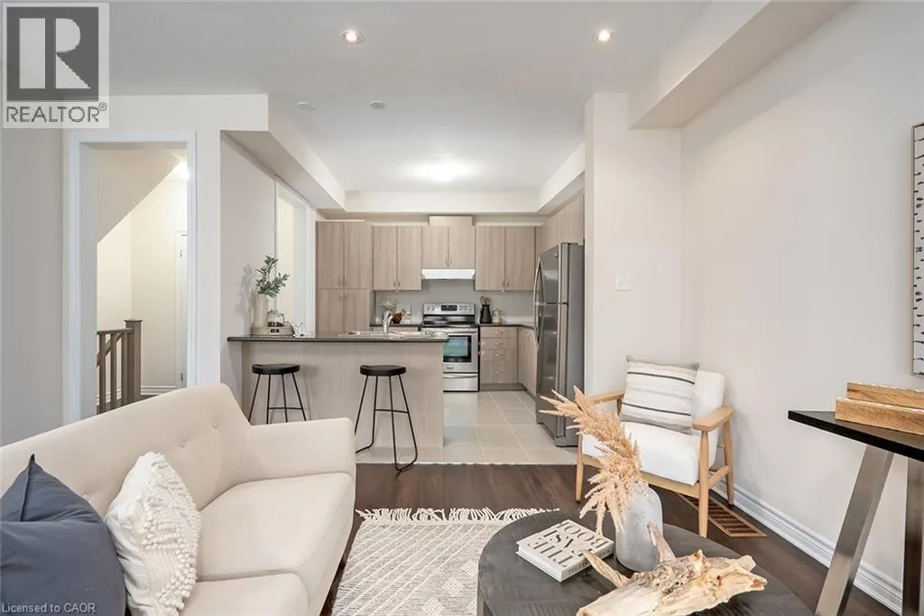 8 HISCOTT Drive