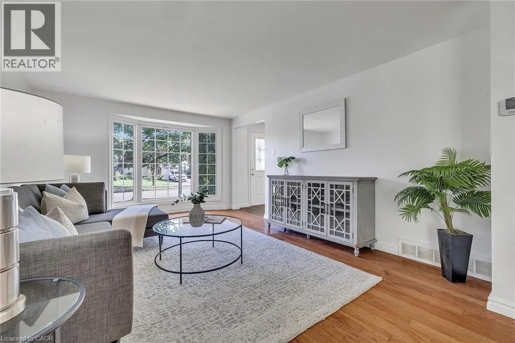 340 DRIFTWOOD Drive