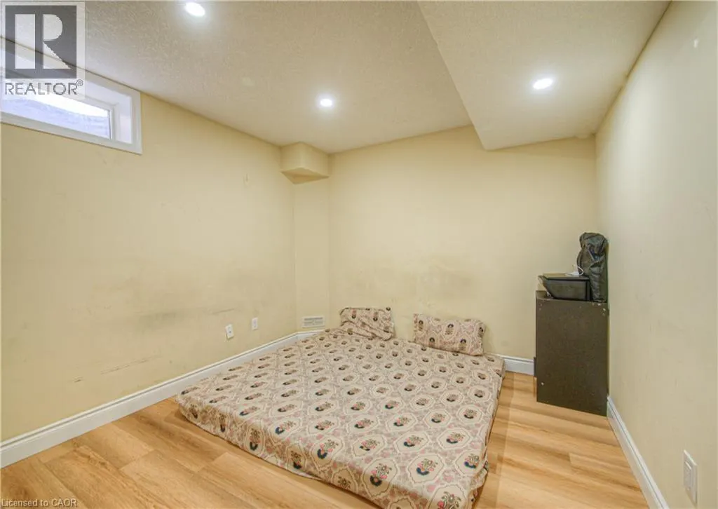 434 WOODBINE Avenue