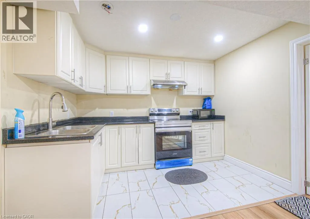 434 WOODBINE Avenue