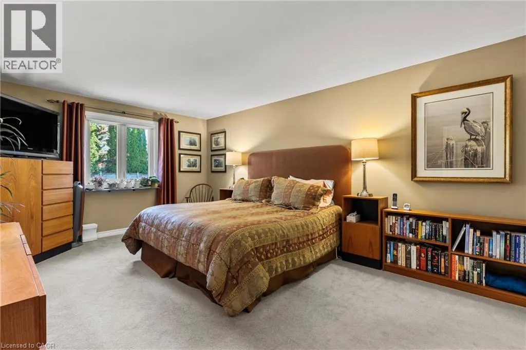 4 KARSAM Court