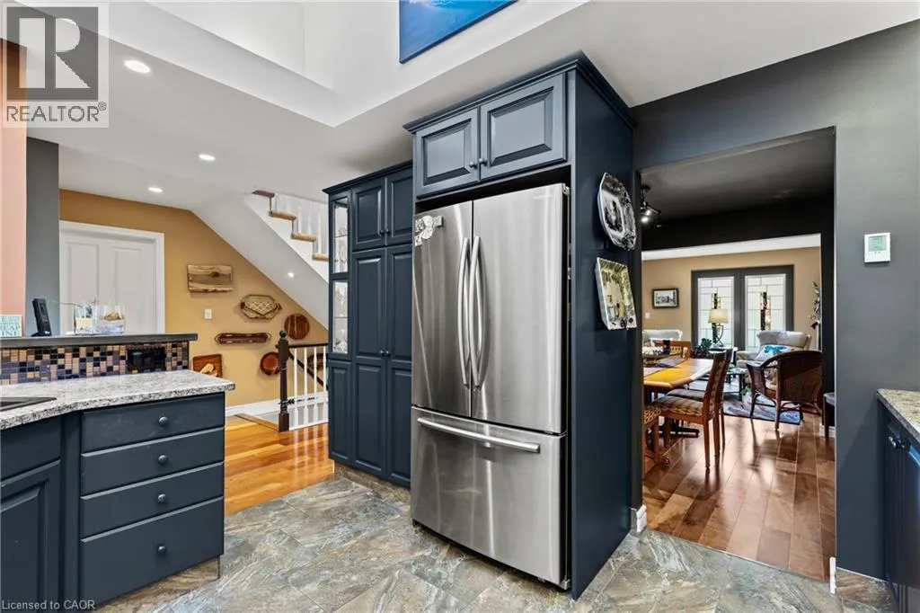 4 KARSAM Court