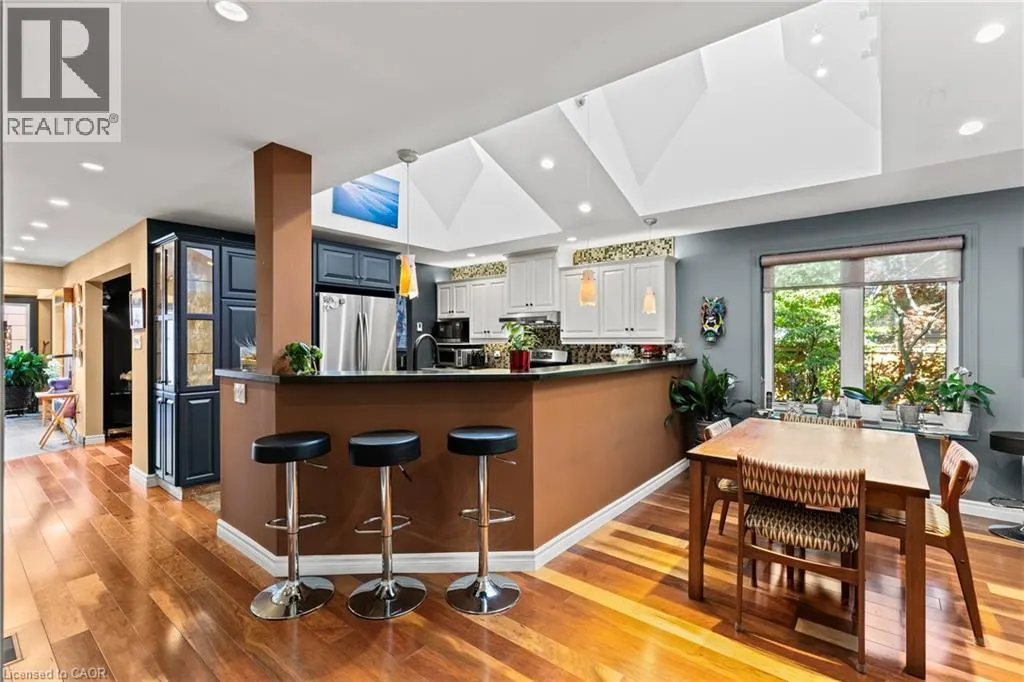 4 KARSAM Court