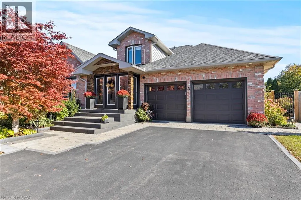 4 KARSAM Court