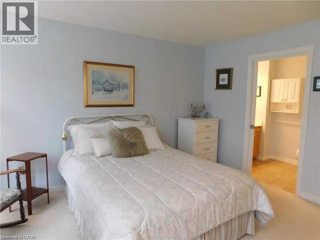 317 LOCK Street W Unit# 215, #215