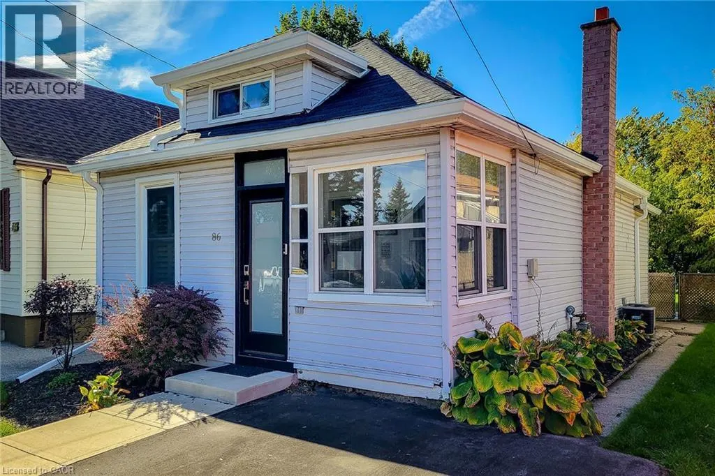 86 EAST 18TH Street