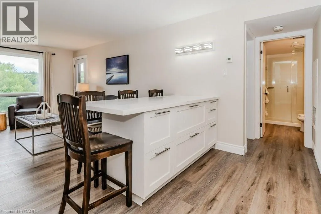 1235 DEERHURST Drive Unit# 54-305, #54-305