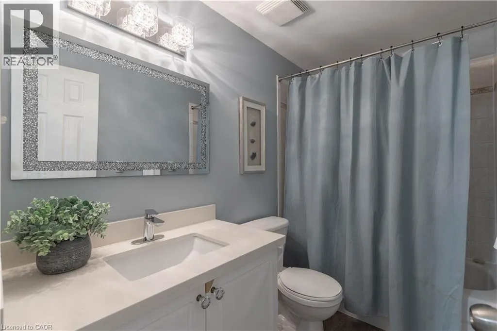 65 FAIRWOOD Place W