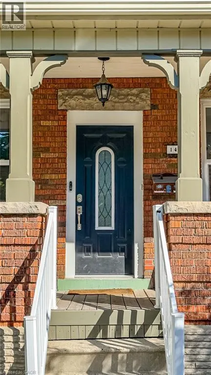 14 GLENSIDE Avenue