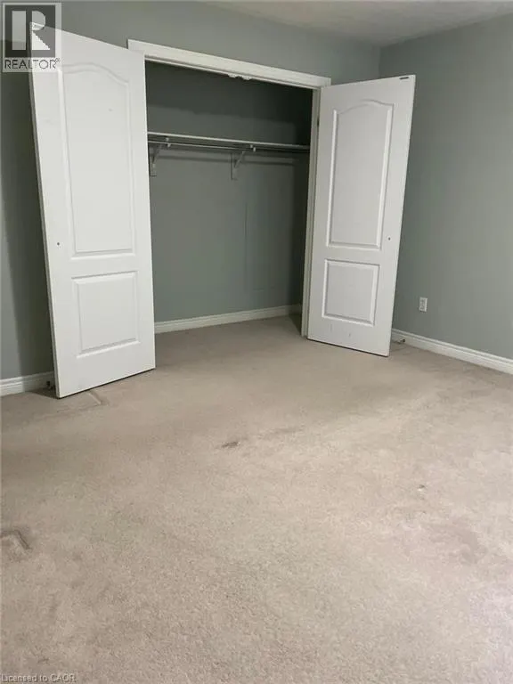 90 MARINA POINT Crescent